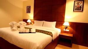 In-room safe, blackout curtains, rollaway beds, free WiFi