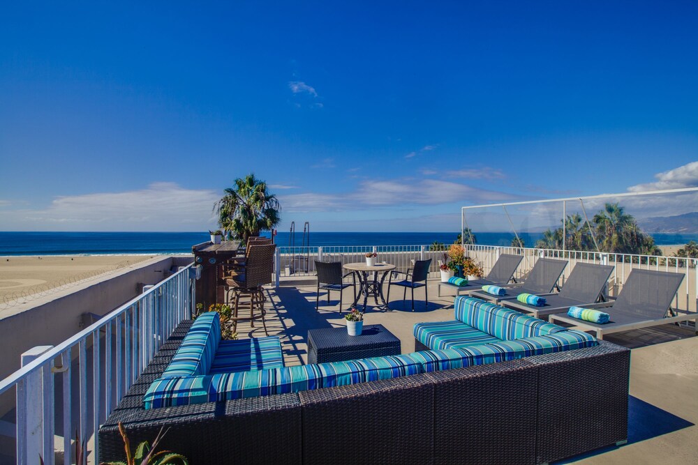 Venice Suites in Los Angeles | Best Rates u0026 Deals on Orbitz