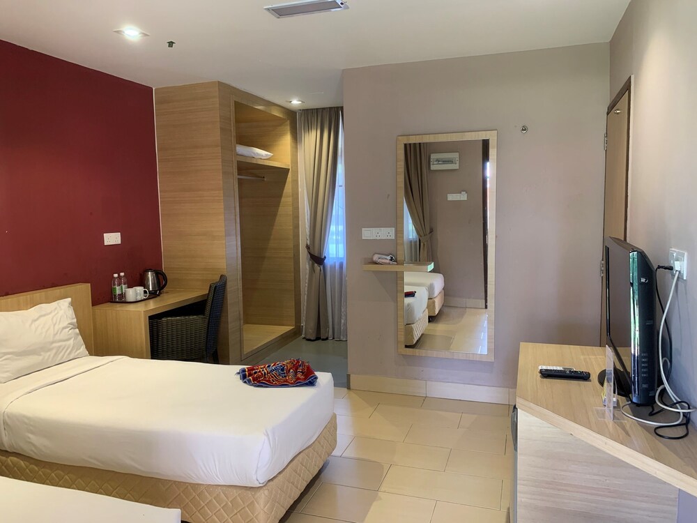 De Palma Hotel Kuala Selangor In Kuala Selangor Hotel Rates Reviews On Orbitz