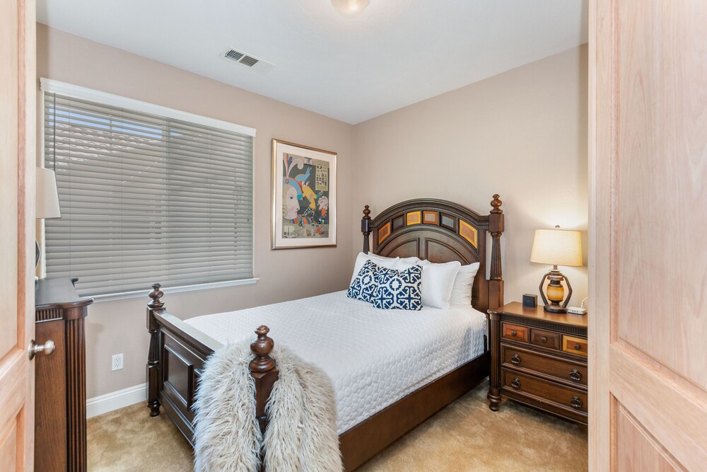 “A River Runs Through It” Riverfront 2home Compound Three Rivers Vrbo