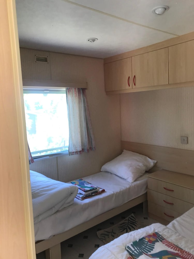 Mobile home on private land in the heart of nature near the beaches