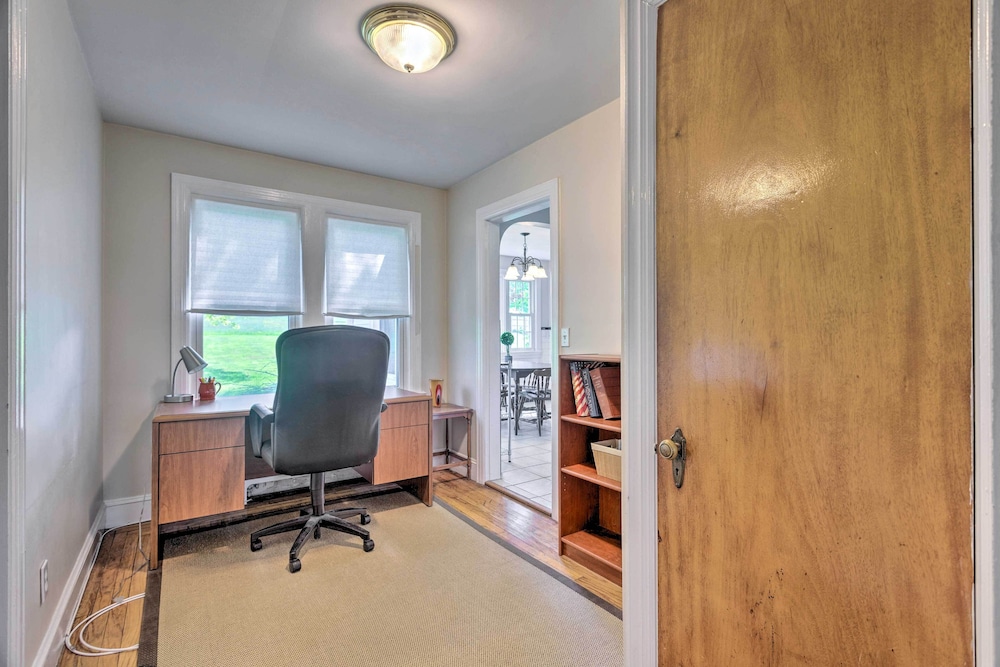 Cozy Middletown Home Near Beaches + Newport! Newport East Vrbo