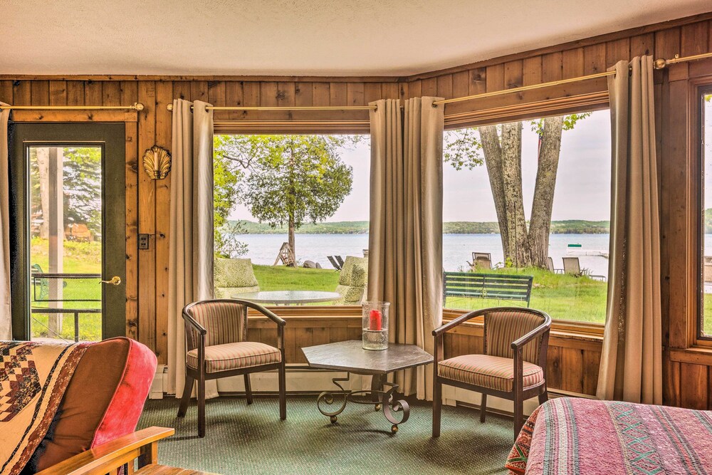 Rustic Glen Arbor Gem Patio, 4 Mi to Beach! Glen Arbor Vrbo