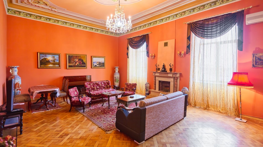 Royal Suite Apartment on Nizami Street