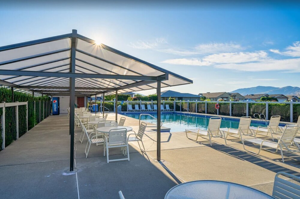 Wapato Point Lake Chelan 2bd/2ba Beach Condo Manson Vrbo