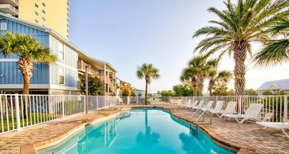 Renovated Condo Directly Across From Beach in Gulf Shores With Pool