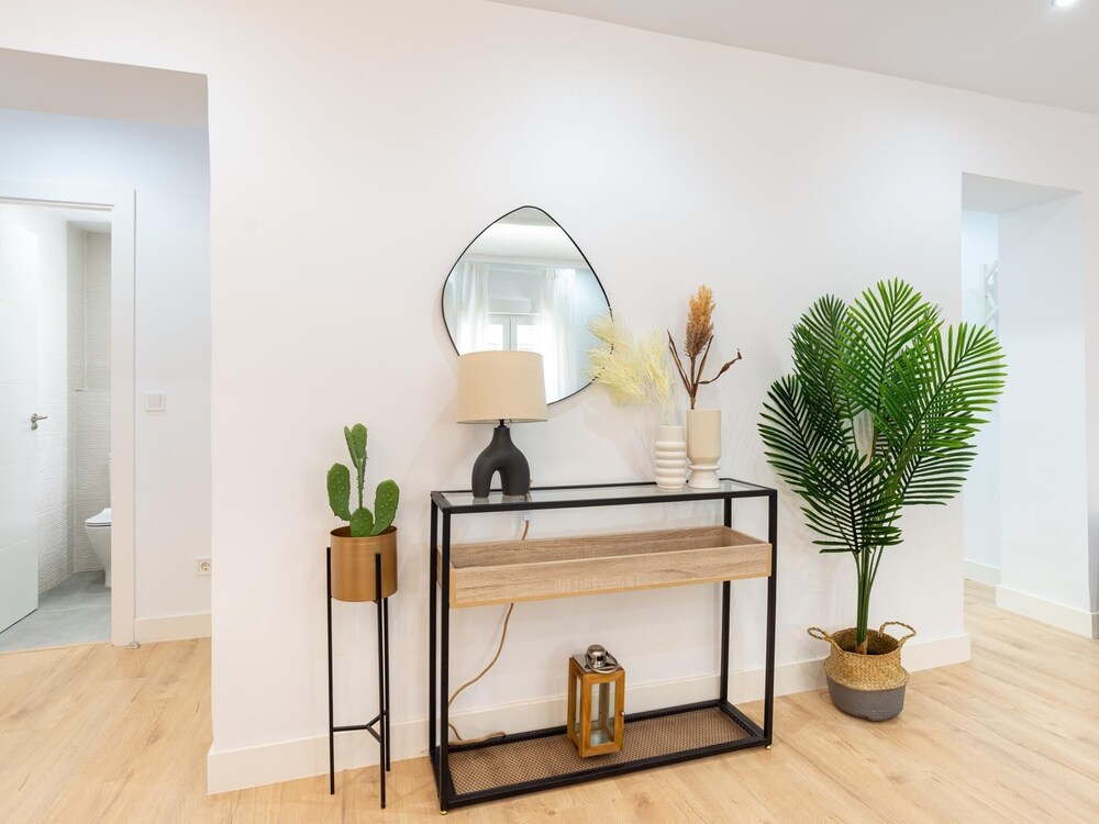 renovated apartment 2BR WIFI AC Málaga Vrbo