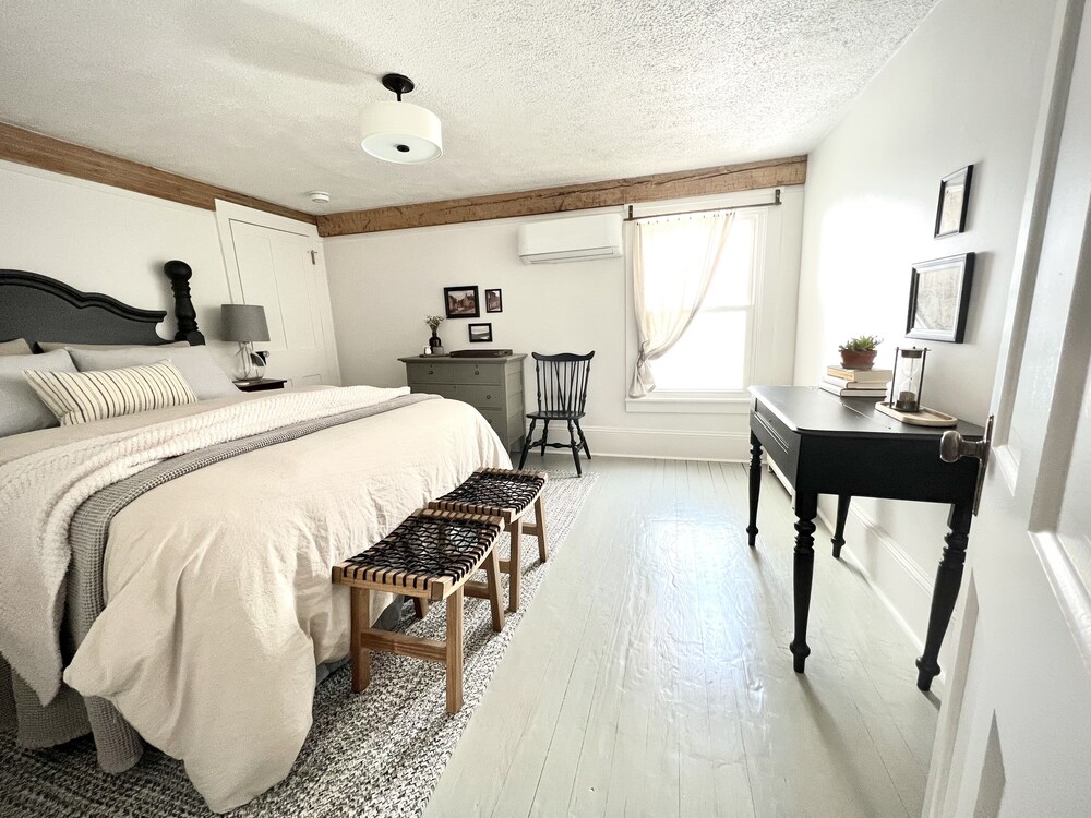 Hidden Gem Cozy apartment in downtown Hughesville Hughesville Vrbo