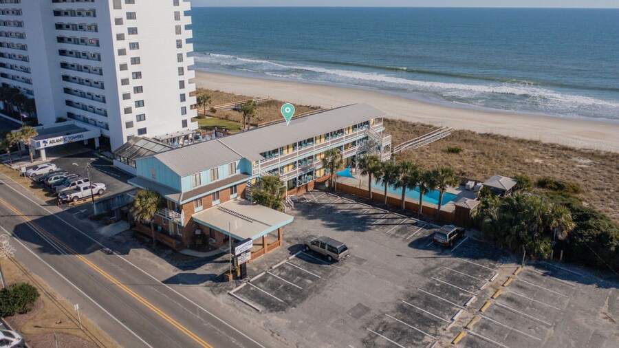 Oceaneer Motel