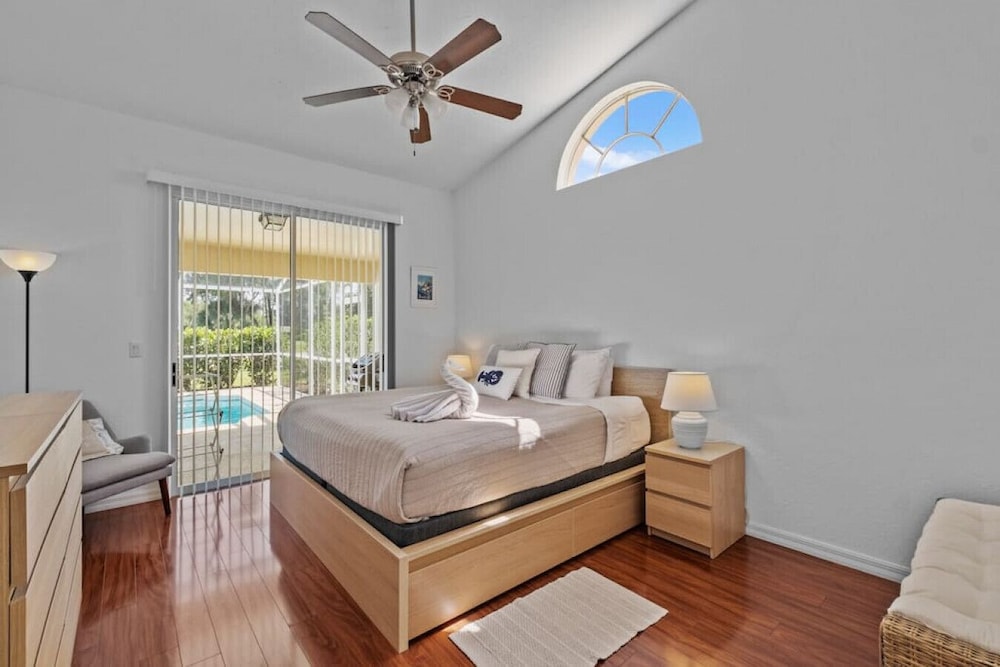 Exquisite 3 bedroom & Heated Pool Tara Golf Club Tara Golf and