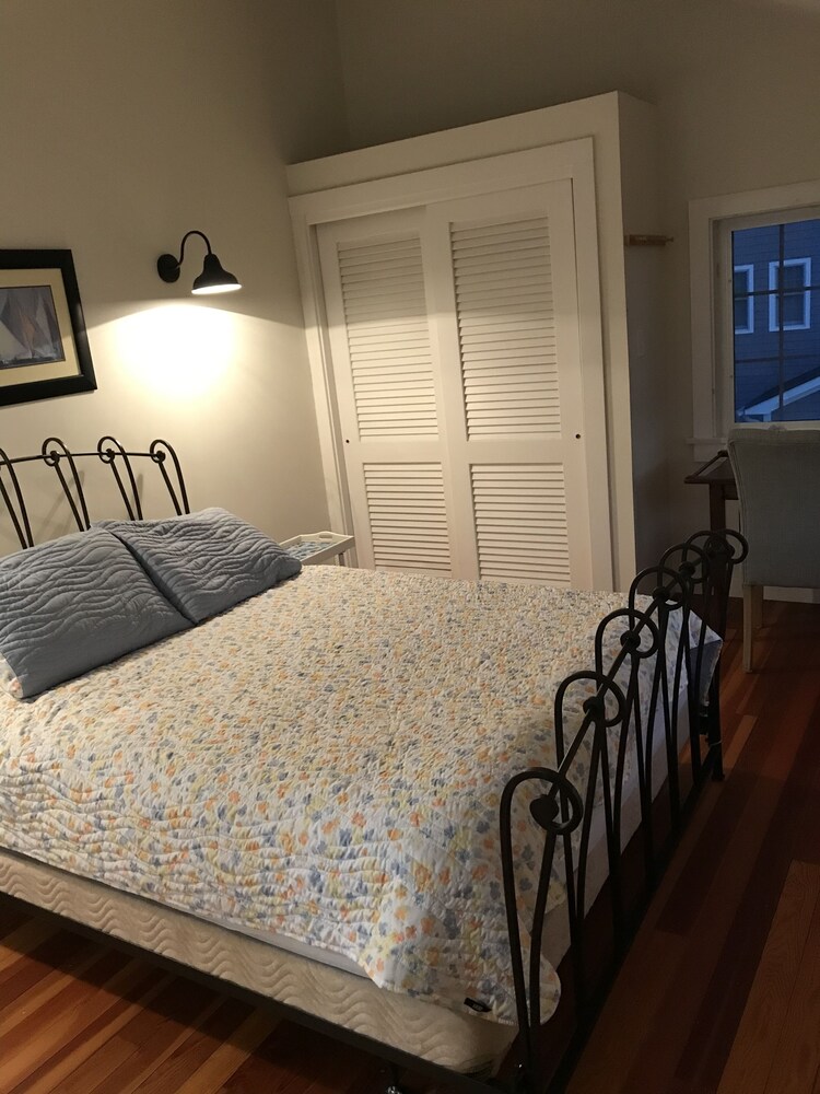 The beach is waiting. East Lyme Vrbo