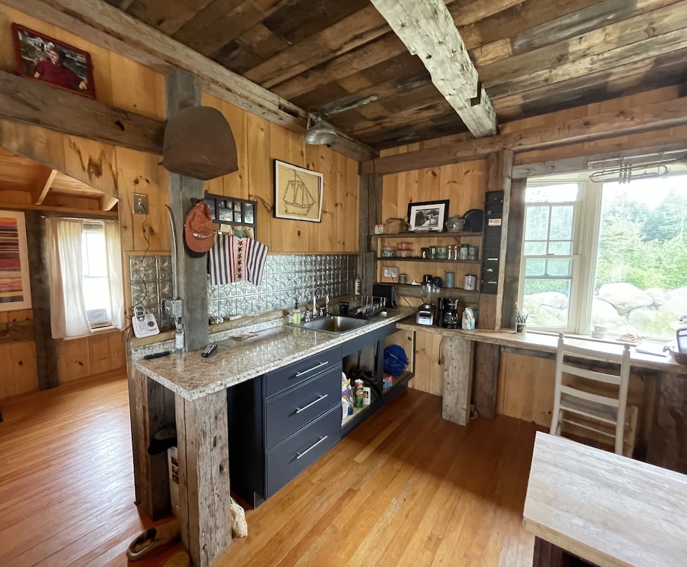 The Enoch Cottage at East Boston Quarry Vinalhaven Vrbo