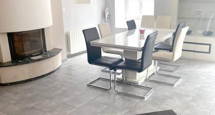 5 Bedrooms House With Furnished Terrace and Wifi at Tocqueville