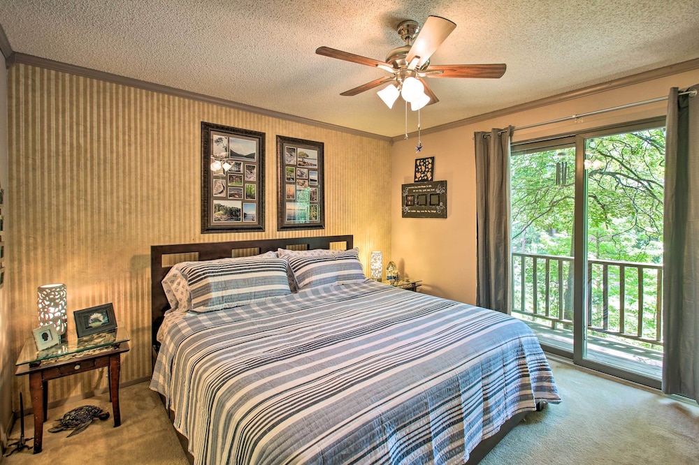 Mount Ida Condo w/ Balcony + Resort Amenities Mount Ida Vrbo