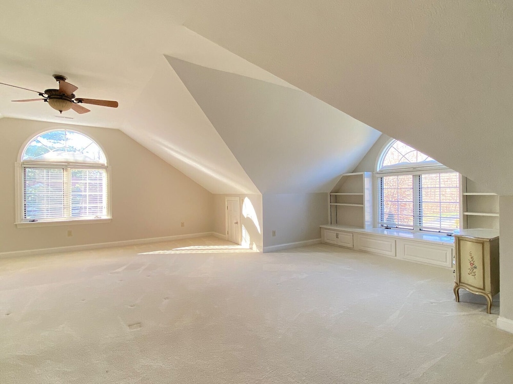 Dublin One Acre • GC Lot • 5BR, 4.5B • Executive Amenities Delaware