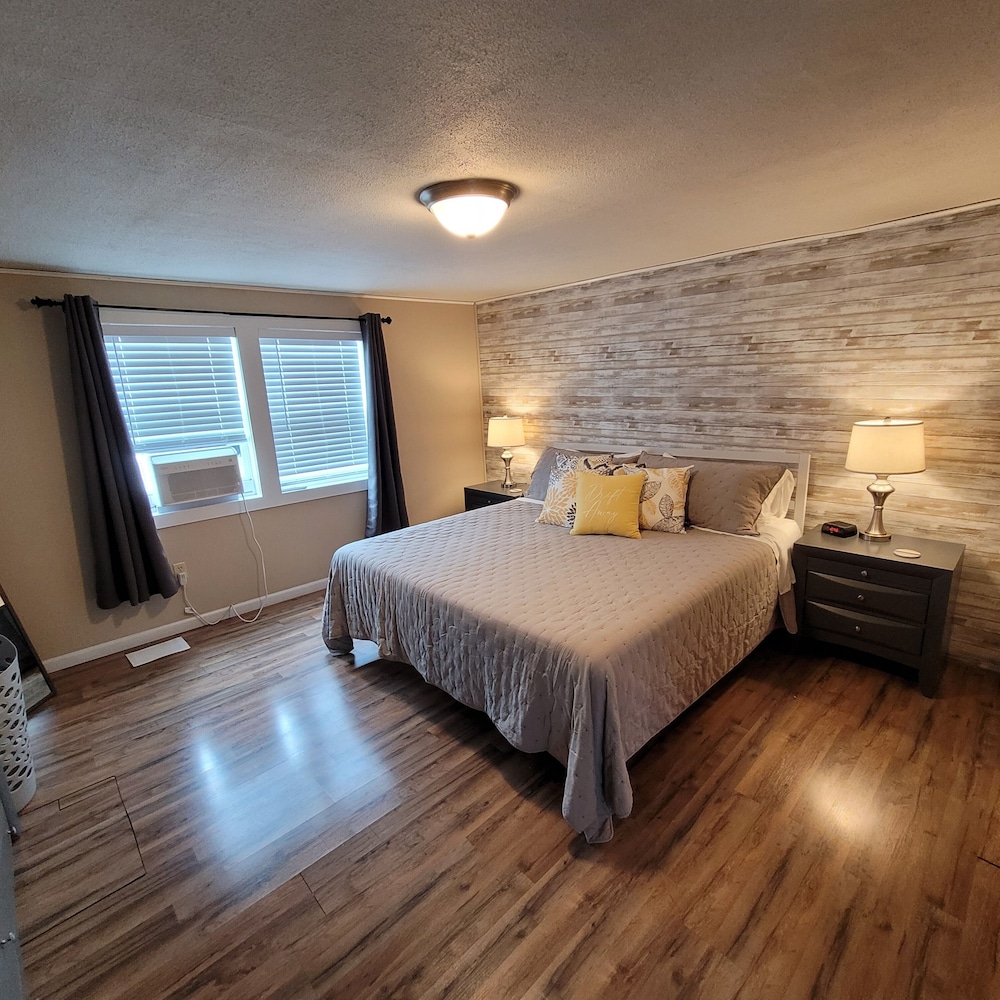 Cozy Lakefront Cottage on Little York Lake Cortland County Vrbo