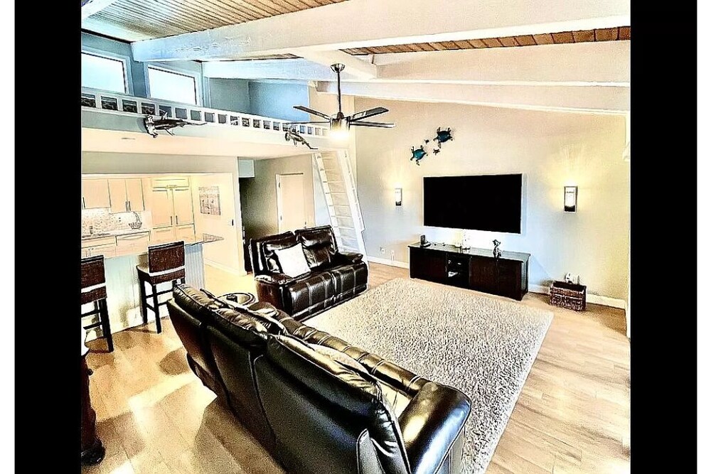 Hutchinson Island Oceanfront Condo Steps to the Beach from Unit