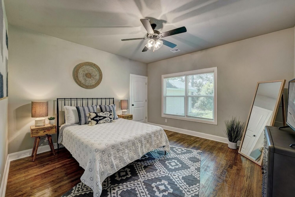 Oasis Off Cherry St. Tulsa Vrbo