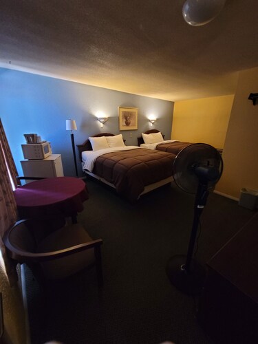 cheap hotels in lamar colorado