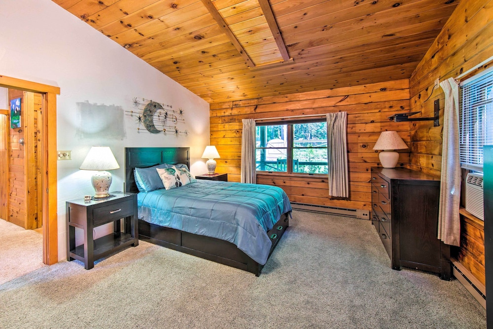 'EaglesView on the Loyalsock' Creekside Cabin County Vrbo