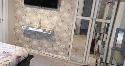 Pleasure Beach Apartment With Garden