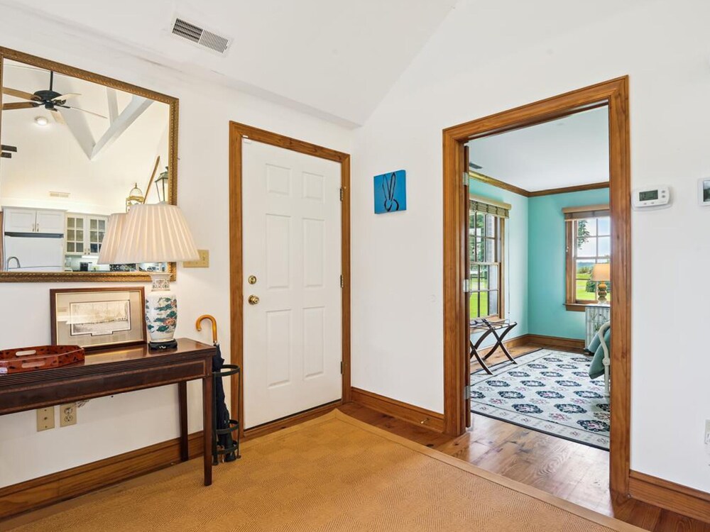 Minutes from Downtown Easton and St. Michaels Charming 4000 ft of Shoreline Royal Oak Vrbo