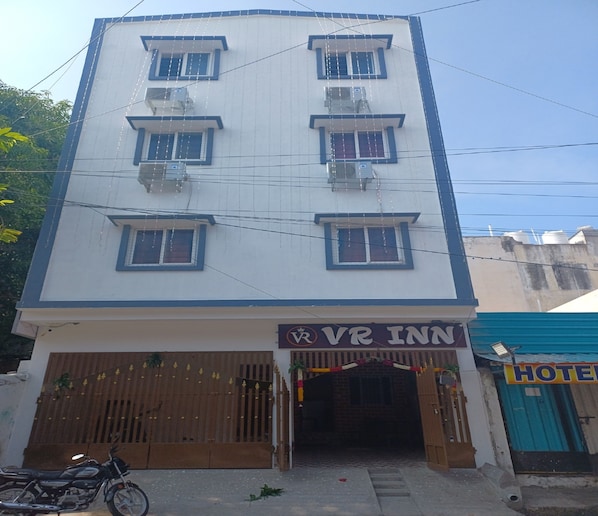 Primary image