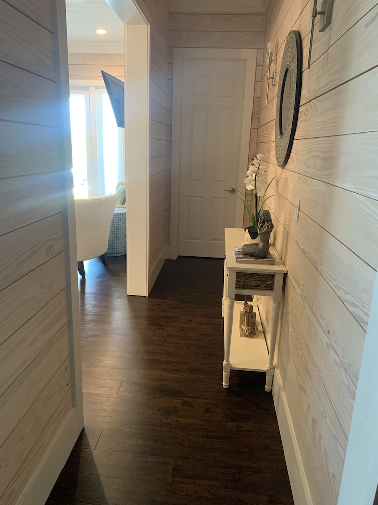 Beautiful Private Mermaid Reef Villa 5🧜🏻‍♀️ Central Abaco Pool