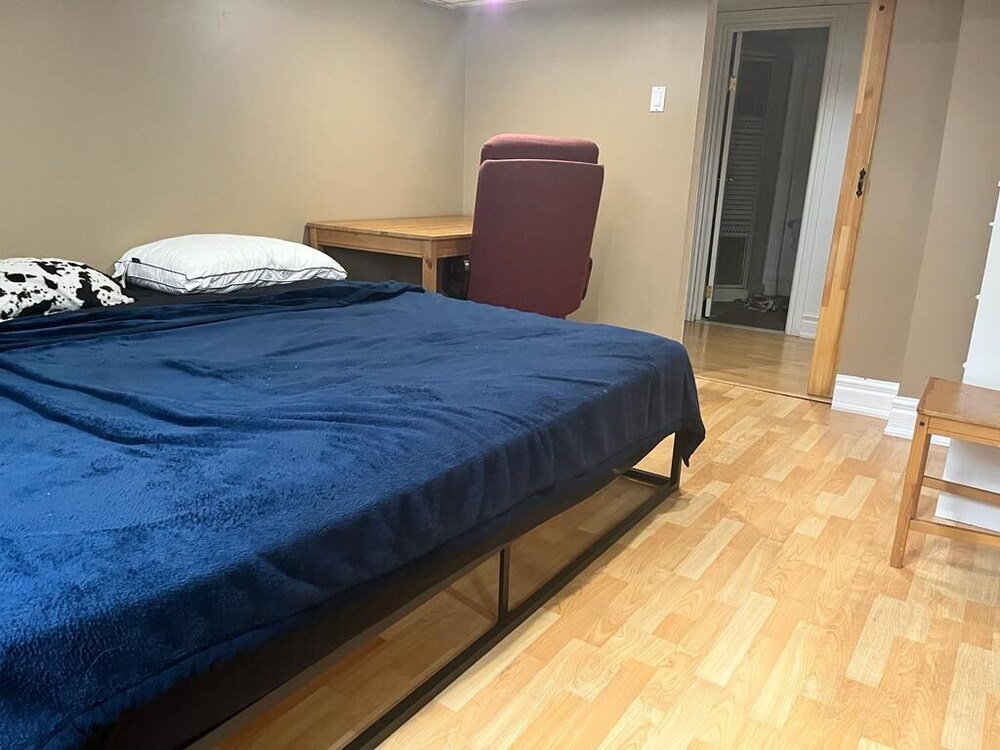 Rustic barn style full basement apartment Toronto Vrbo