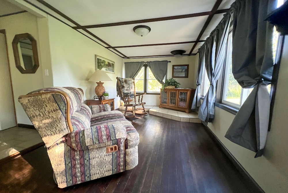 Hideaway at the Ponderosa 3bd, 1Ba Country Cottage Salem Vrbo