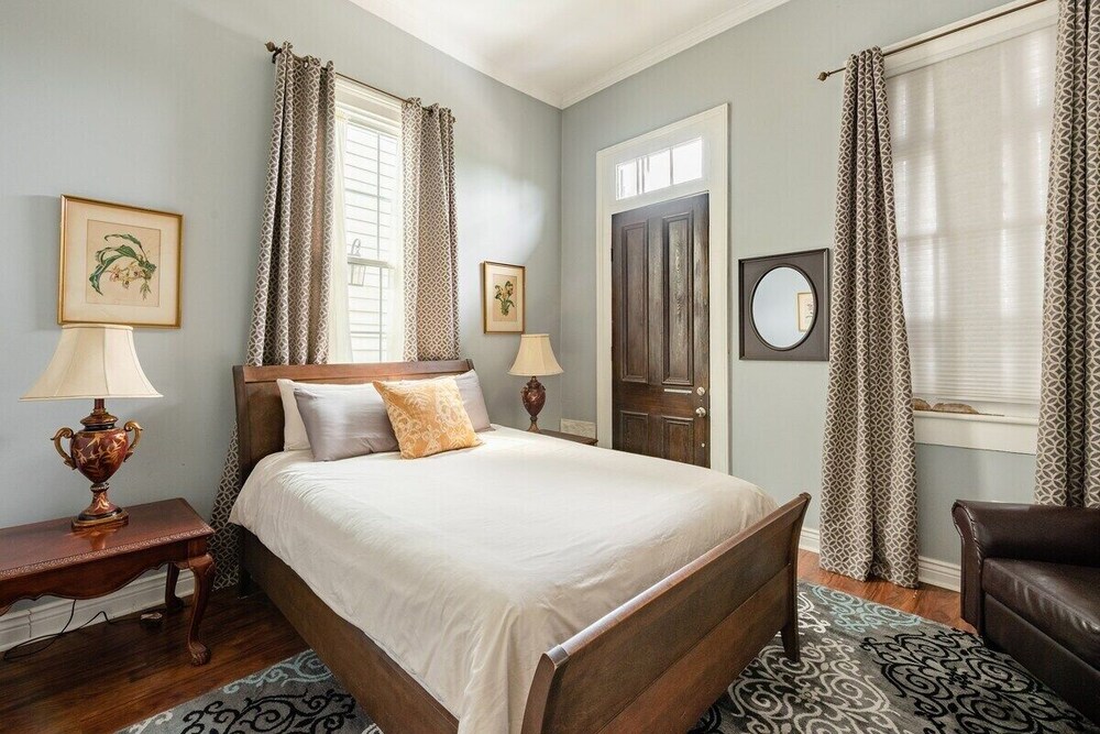 Faubourg Marigny historic home near French Quarter & Frenchman Street