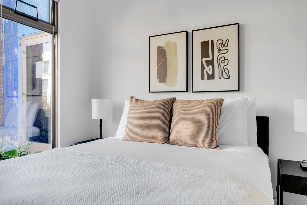 Premium Somerville 1BR w/ W/D, nr Assembly T, by Blueground