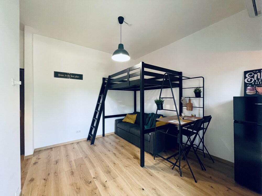 Trevi industrial room Milan Vrbo