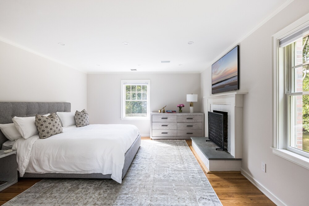 Sag Harbor Village Pool Hot Tub on Manicured Acre Sag Harbor Vrbo