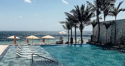 Epic Oceanfront Puerto Morelos