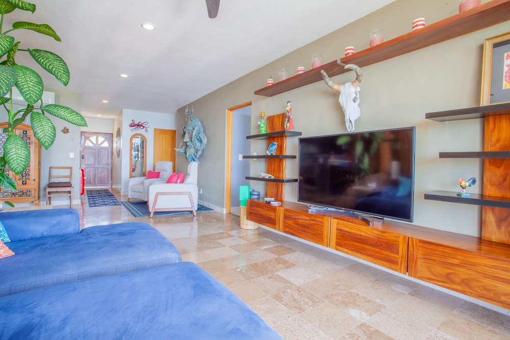 Luxury Condo with Breathtaking view of Banderas Bay! 2BD Condo for rent