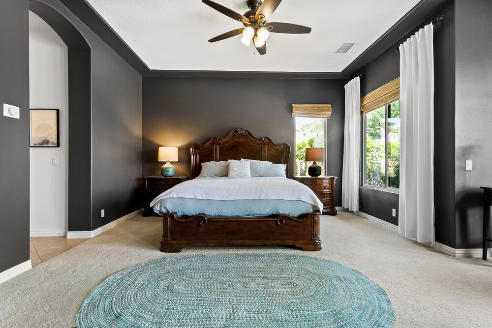 Luxury Resort Villa Close to Coachella Valley, Pool+Spa, BBQ