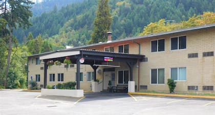 Canyonville Inn