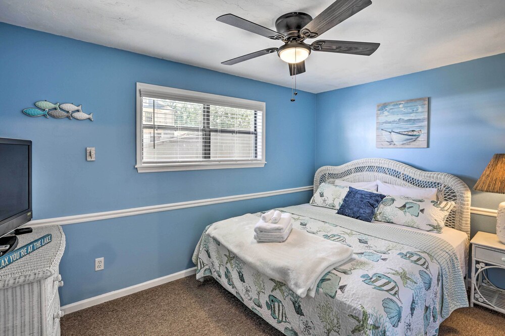 'All Decked Out' Home on Cherry Lake w/ Dock! Madison County Vrbo