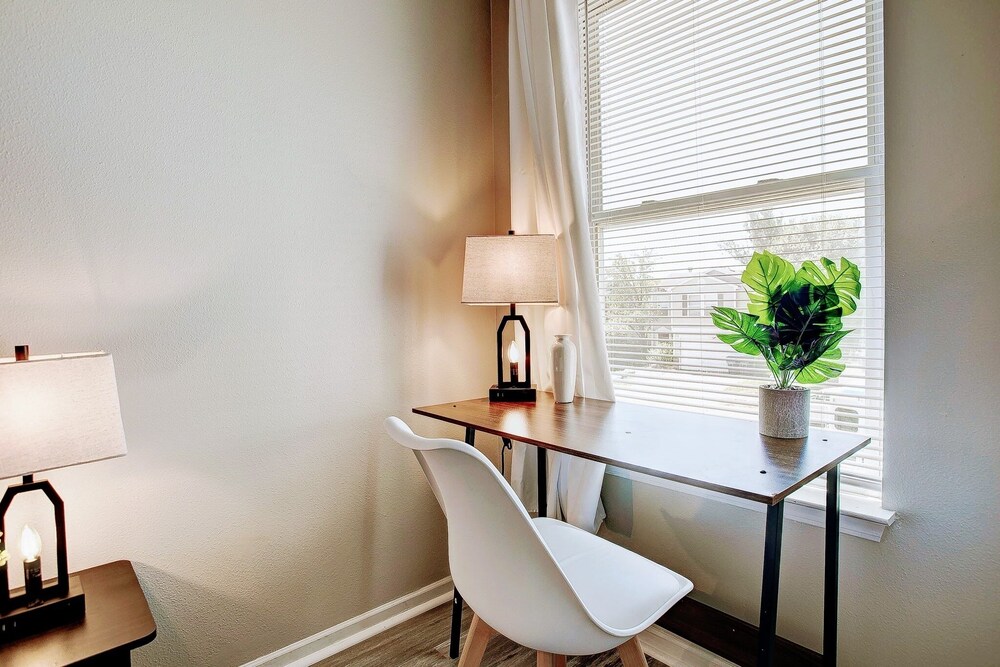 5 Mins to Ruoff+Dog Friendly+Fenced yard+Fast WiFi Noblesville Vrbo