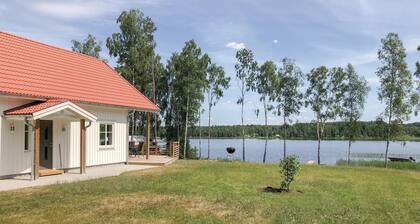 Amazing Home in Skillingaryd With 4 Bedrooms and Wifi