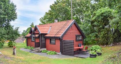 Beautiful Home in Asarum With