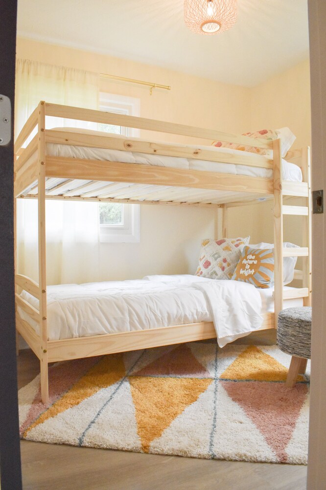 Cinema Under The Stars Walk To Callaway Gardens Pine Mountain Vrbo