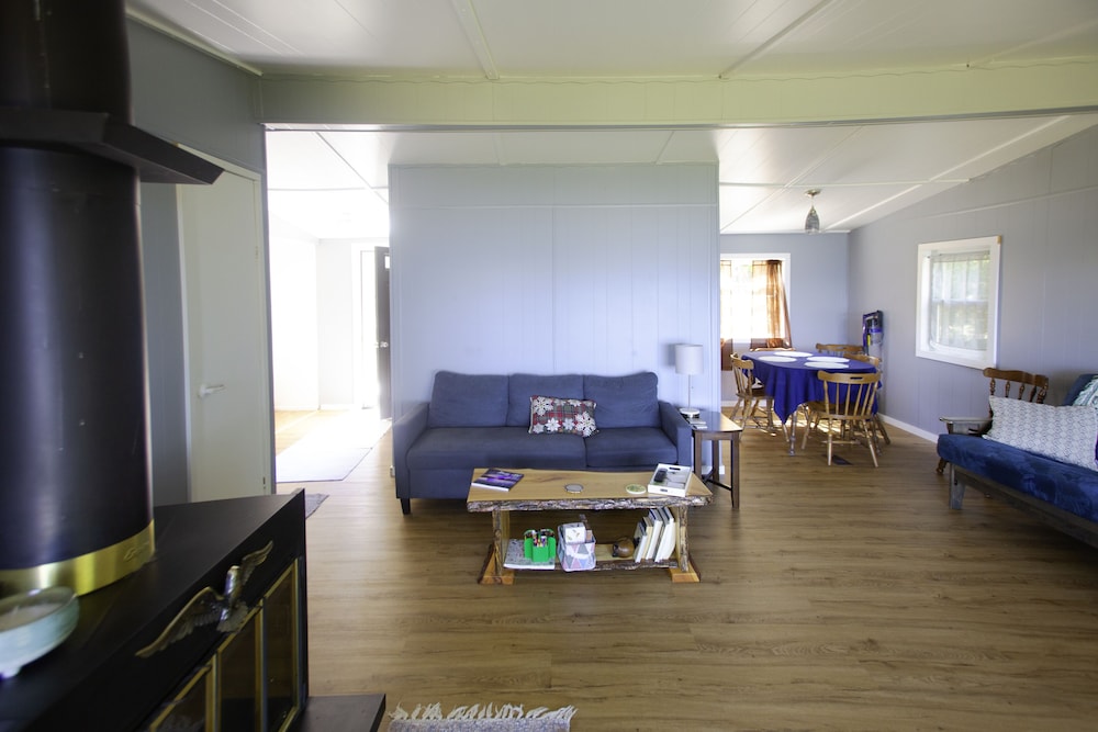 Point Iroquois Beach Cabin On Lake Superior Brimley Vrbo