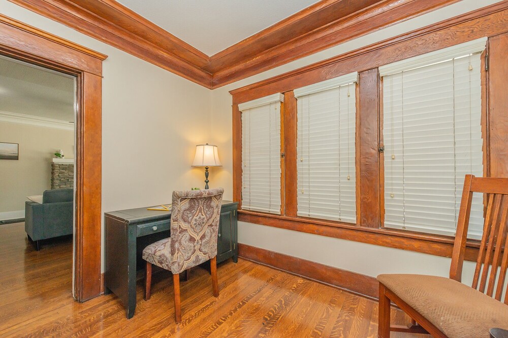 Newly Furnished Claremont Home Near Colleges Claremont Vrbo