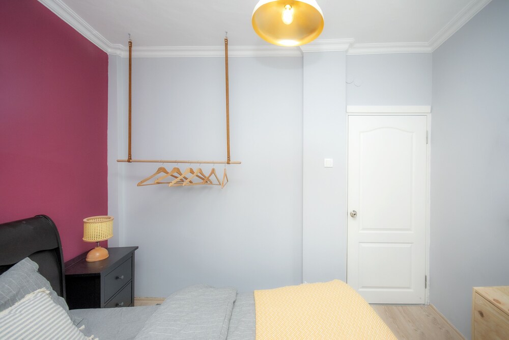 044 Pürtelaş Cihangir modern economic flat Istanbul Vrbo