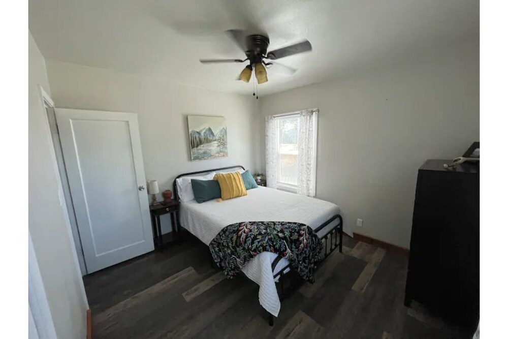 Cheerful Bancroft bungalow near Lava Hot Springs. Bancroft Vrbo