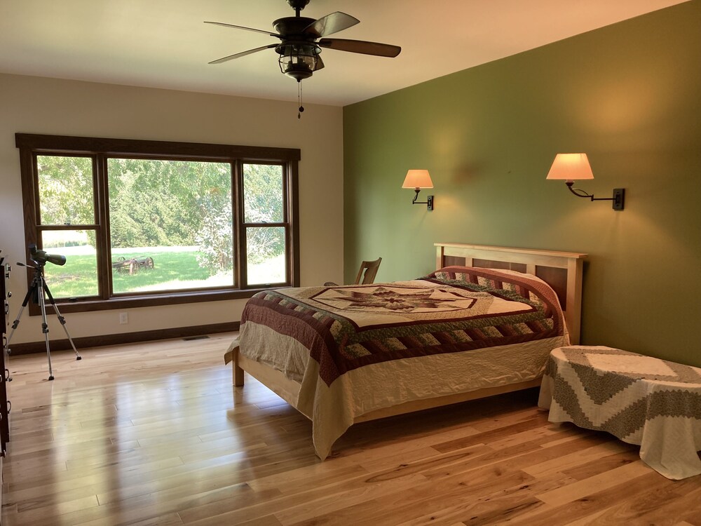 Large threebedroom house on 11 acres; peace and privacy 3 miles from