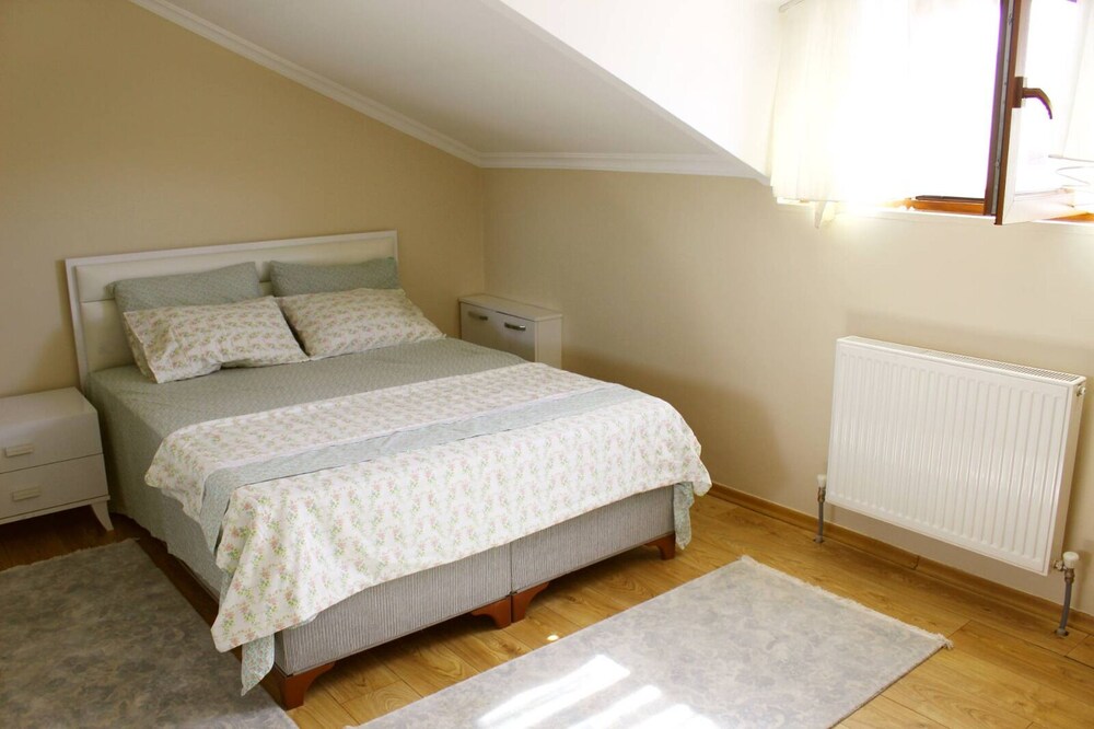 Apartment near the sea on the Asian side of Istanbul Istanbul Vrbo