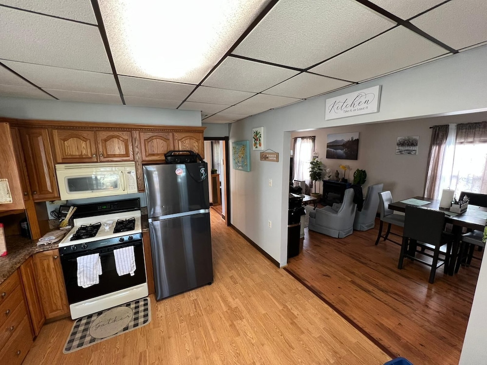 Adorable 6b/2bath in scanton Pa. 20 mnts to Kalahari water park and